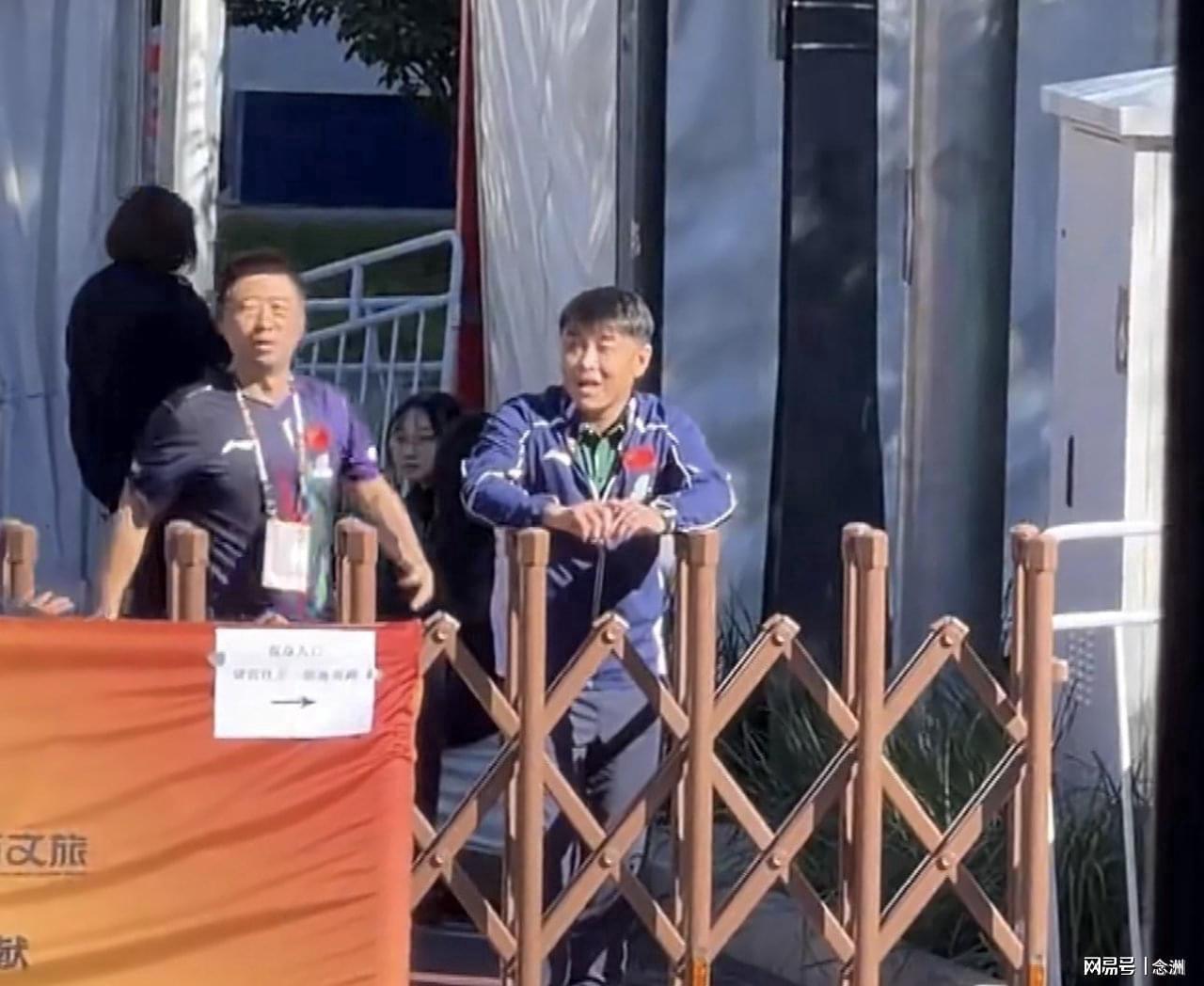 前国脚：有人骂王皓我都懵了！国乒竟然都挨骂？那国足挨这点骂不算事